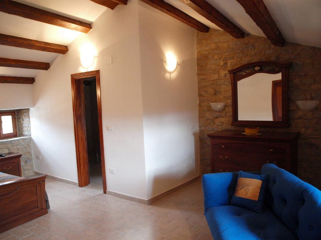 Al Merlo Olivo, Rural Istrian House Buje Exteriér fotografie