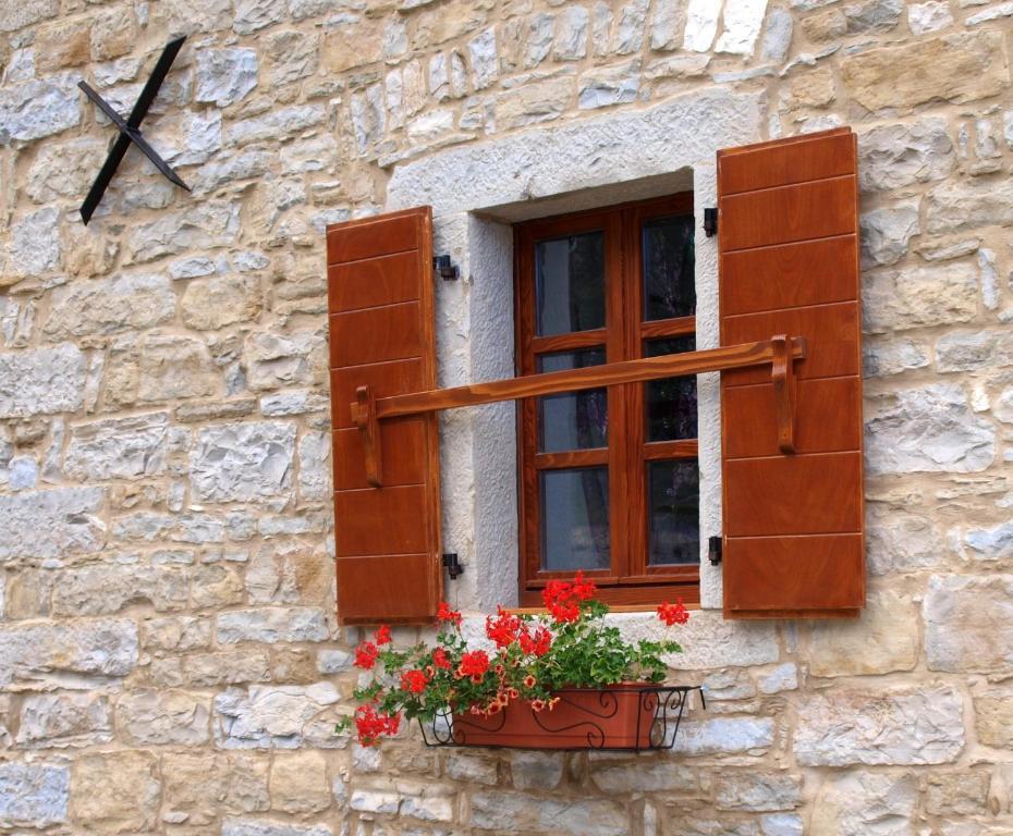 Al Merlo Olivo, Rural Istrian House Buje Exteriér fotografie